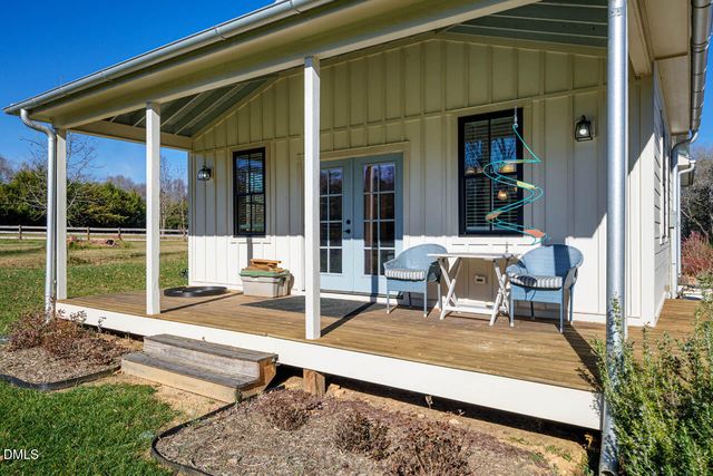 3833 Blakely Way, Efland, NC 27243