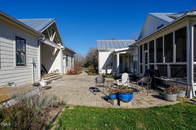 3833 Blakely Way, Efland, NC 27243