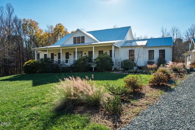 3833 Blakely Way, Efland, NC 27243