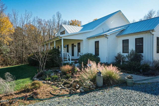 3833 Blakely Way, Efland, NC 27243