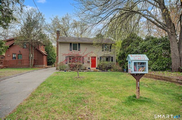 11 Thomas Street, Newington, CT 06111