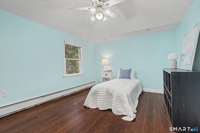 11 Thomas Street, Newington, CT 06111