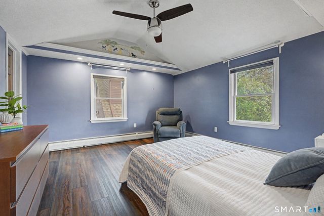 11 Thomas Street, Newington, CT 06111