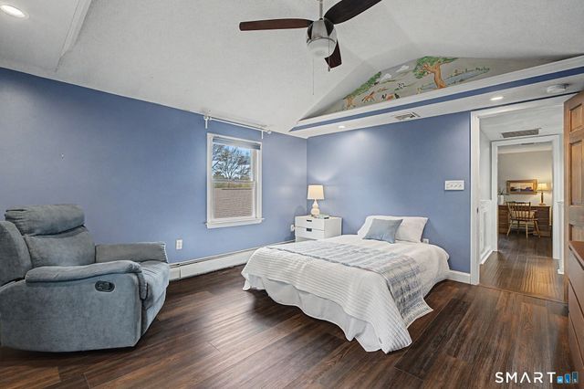 11 Thomas Street, Newington, CT 06111