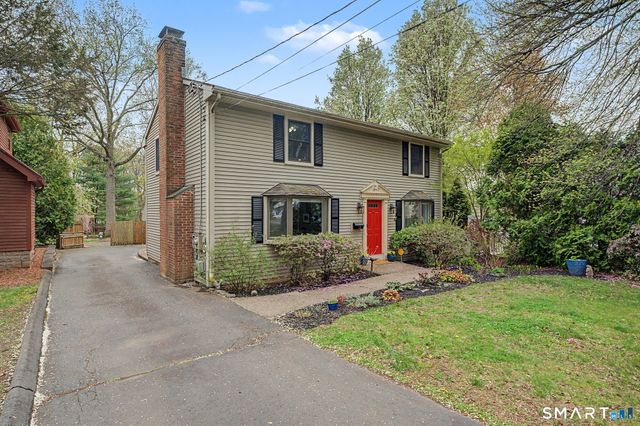 11 Thomas Street, Newington, CT 06111