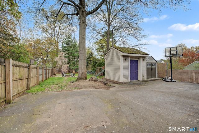 11 Thomas Street, Newington, CT 06111