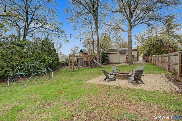 11 Thomas Street, Newington, CT 06111