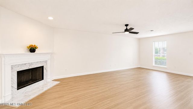 7184 Hunter Forest Drive, Olive Branch, MS 38654