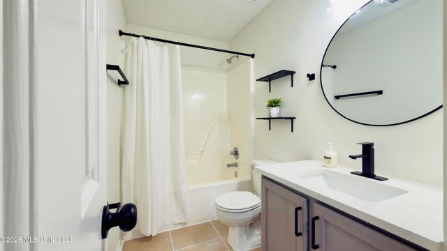 7184 Hunter Forest Drive, Olive Branch, MS 38654