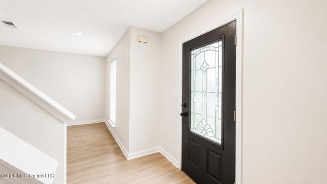 7184 Hunter Forest Drive, Olive Branch, MS 38654