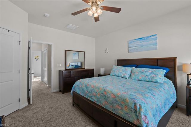 364 Spring Hill PL, Smithfield, VA 23430