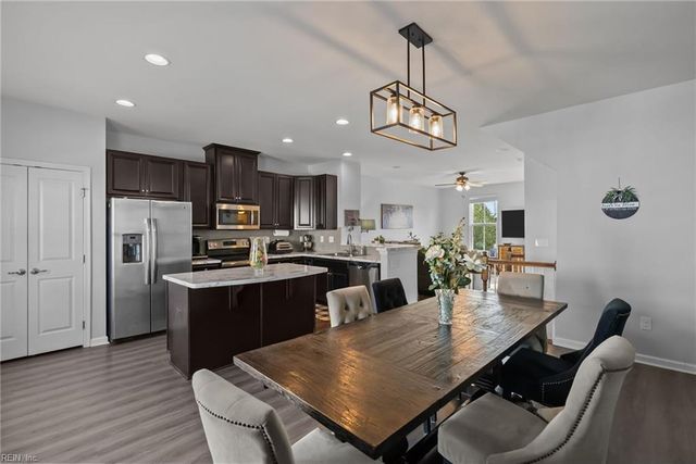 364 Spring Hill PL, Smithfield, VA 23430