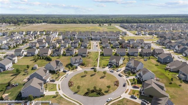 364 Spring Hill PL, Smithfield, VA 23430