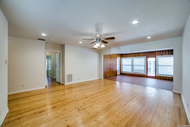 244 HALCYON PL, San Antonio, TX 78209