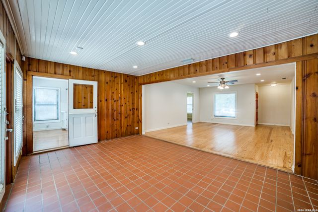 244 HALCYON PL, San Antonio, TX 78209