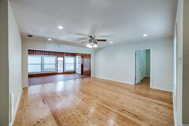 244 HALCYON PL, San Antonio, TX 78209