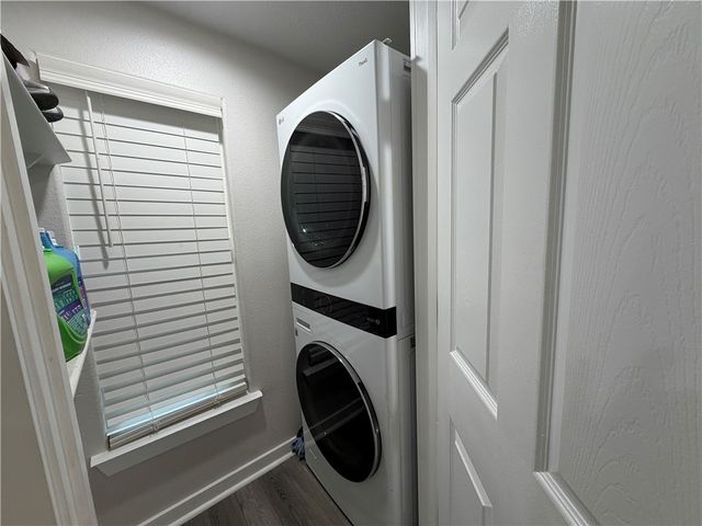 306 Moss Avenue, Hearne, TX 77859