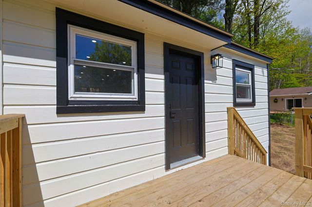 25 Overlook Road, Woodbourne, NY 12788