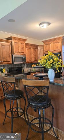 212 Burnham Court, Mcdonough, GA 30252