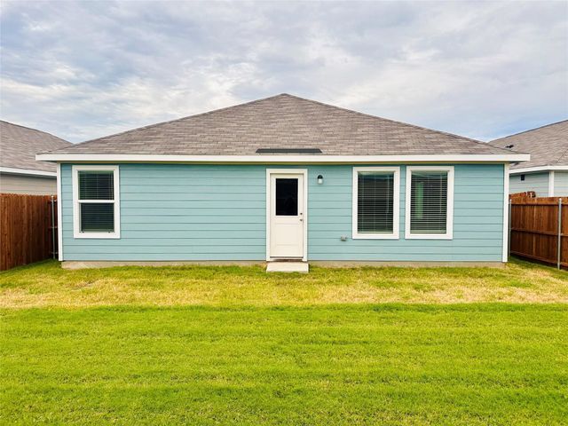 5816 Crystal water way, Princeton, TX 75407