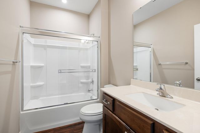 13598 Crownline Drive NE, Prior Lake, MN 55372