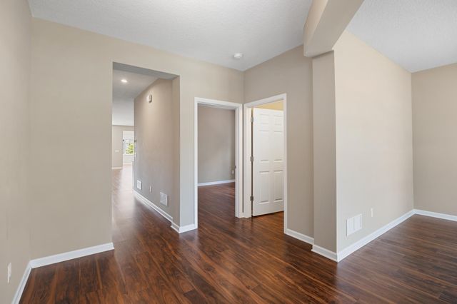 13598 Crownline Drive NE, Prior Lake, MN 55372