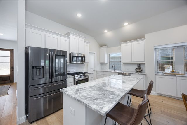 1003 Pecan Glen Drive, Melissa, TX 75454