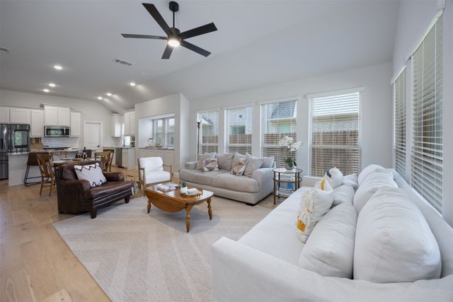 1003 Pecan Glen Drive, Melissa, TX 75454