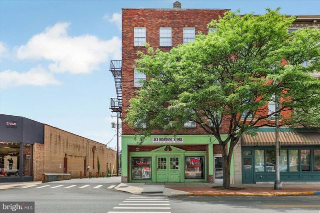 128-130 S GEORGE ST, York, PA 17401