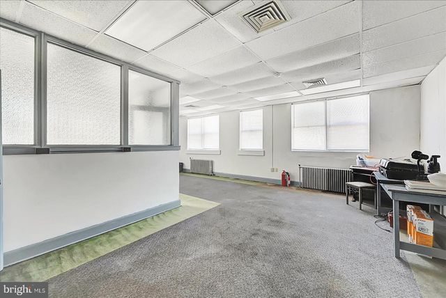 128-130 S GEORGE ST, York, PA 17401