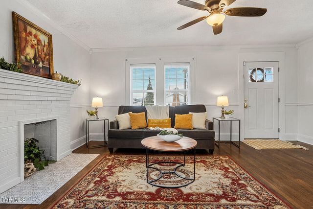 807 Weaver Pike, Bristol, TN 37620