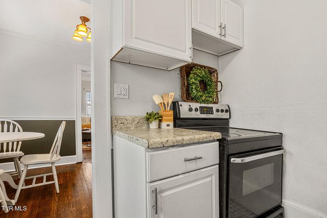 807 Weaver Pike, Bristol, TN 37620