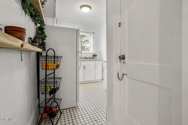 807 Weaver Pike, Bristol, TN 37620