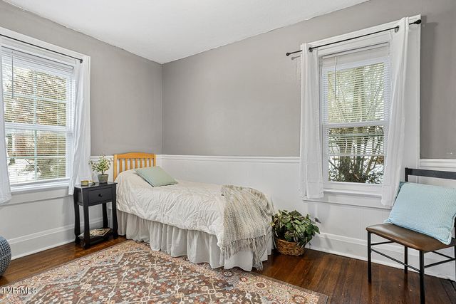 807 Weaver Pike, Bristol, TN 37620