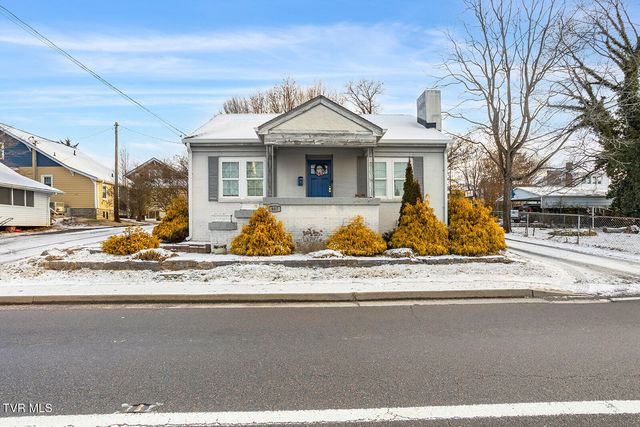 807 Weaver Pike, Bristol, TN 37620