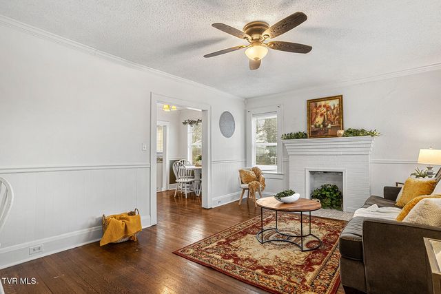 807 Weaver Pike, Bristol, TN 37620