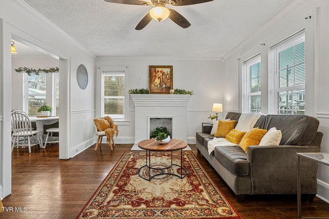 807 Weaver Pike, Bristol, TN 37620