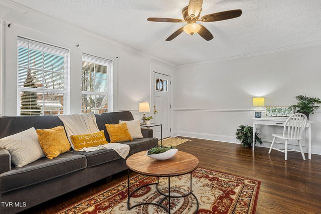 807 Weaver Pike, Bristol, TN 37620