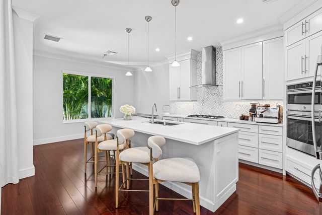 412 SE 4th Avenue, Delray Beach, FL 33483