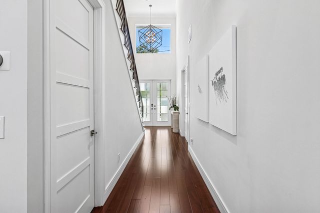 412 SE 4th Avenue, Delray Beach, FL 33483