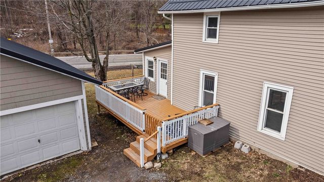 4338 Wells Curtice Road, Canandaigua Town, NY 14424