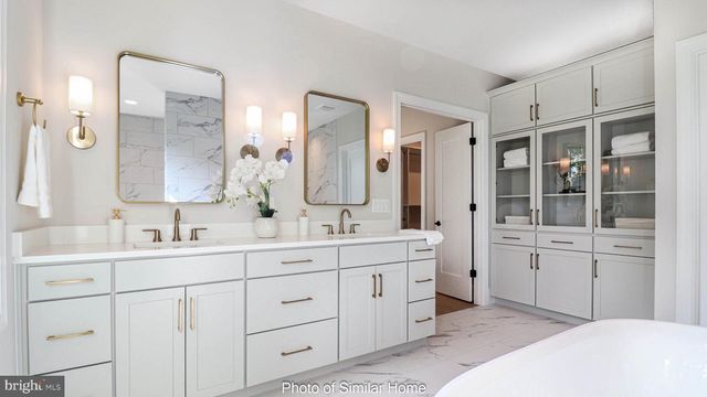 4709 25TH RD N, Arlington, VA 22207