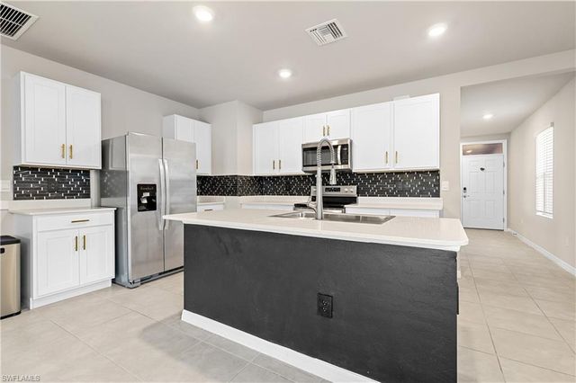 2872 Star Coral DR, North Fort Myers, FL 33903