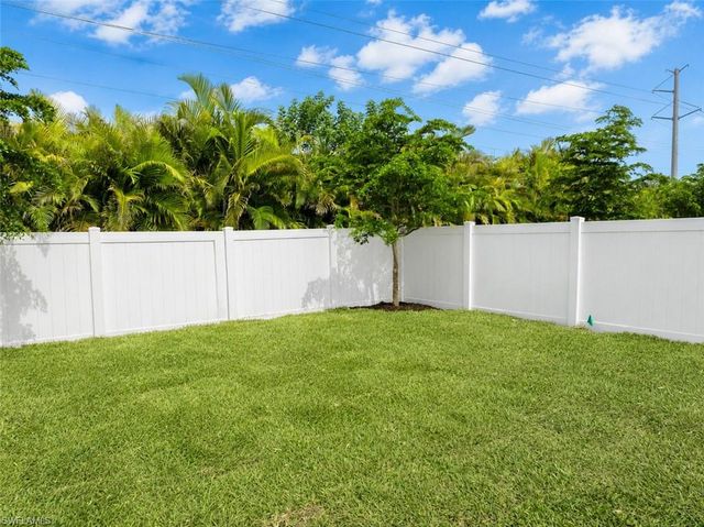2872 Star Coral DR, North Fort Myers, FL 33903
