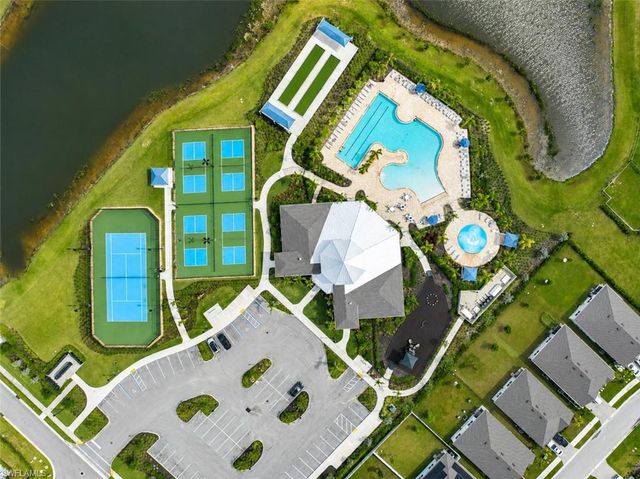 2872 Star Coral DR, North Fort Myers, FL 33903