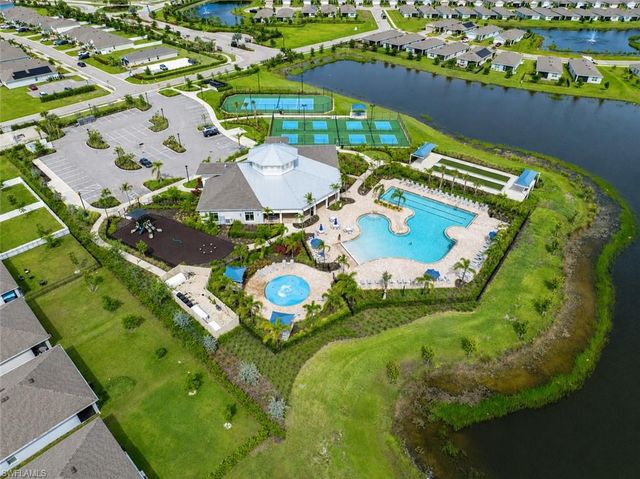 2872 Star Coral DR, North Fort Myers, FL 33903