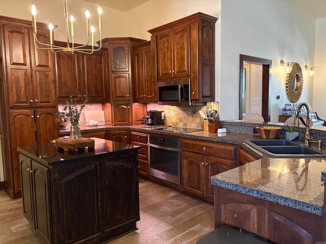 1030 Applewood Drive, Conway, AR 72034