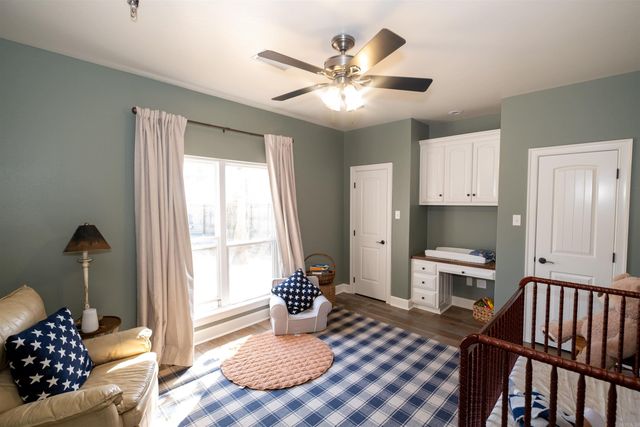 1030 Applewood Drive, Conway, AR 72034