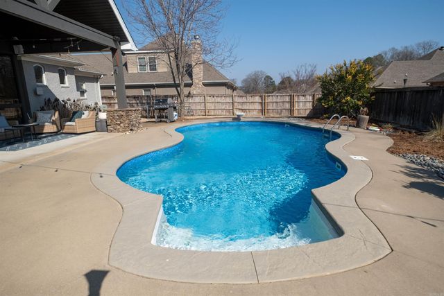 1030 Applewood Drive, Conway, AR 72034