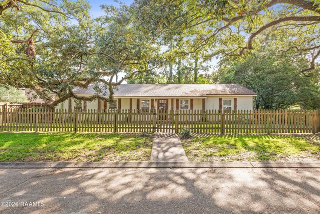 720 Myrtle Place, Lafayette, LA 70506